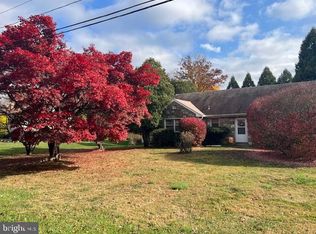 1300 Kirks Ln, Dresher, PA