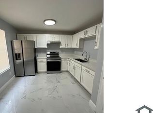 10973 Traci Lynn Dr, Jacksonville, FL 32218