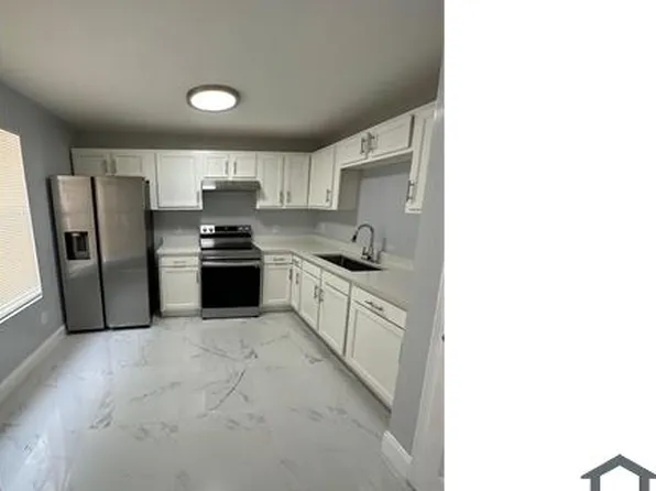 10973 Traci Lynn Dr, Jacksonville, FL 32218
