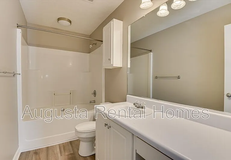 7002 Reagan Cir #1 — Photo 24