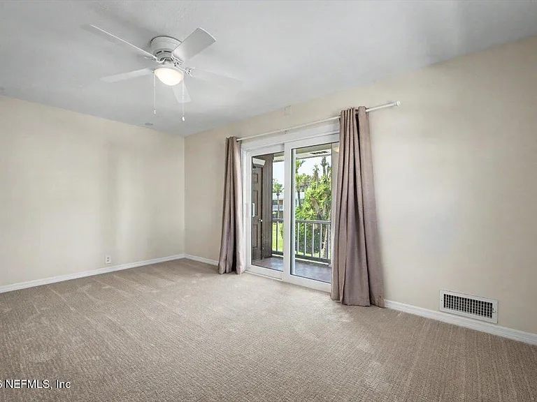 22 Comares Ave #6B — Photo 15