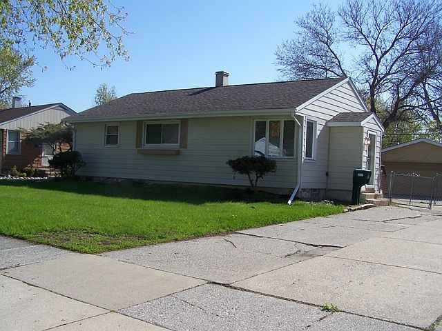 1st image of 107 Indianwood Dr