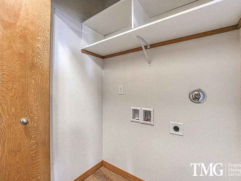 3251 Lewis Ln — Photo 18