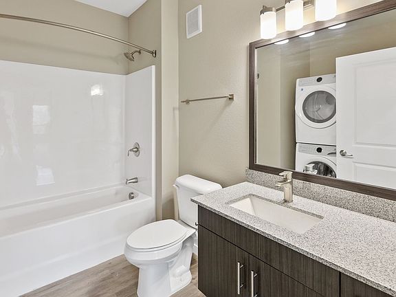 4th image of 3373 W Saint Germain St #210