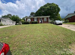 4414 Birkdale Dr, Charlotte, NC 28208