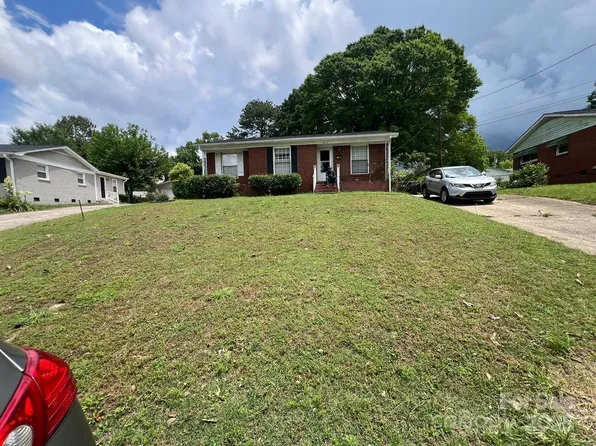 4414 Birkdale Dr, Charlotte, NC 28208