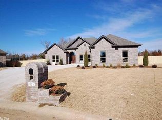 196 Meadow Trl, Austin, AR 72007