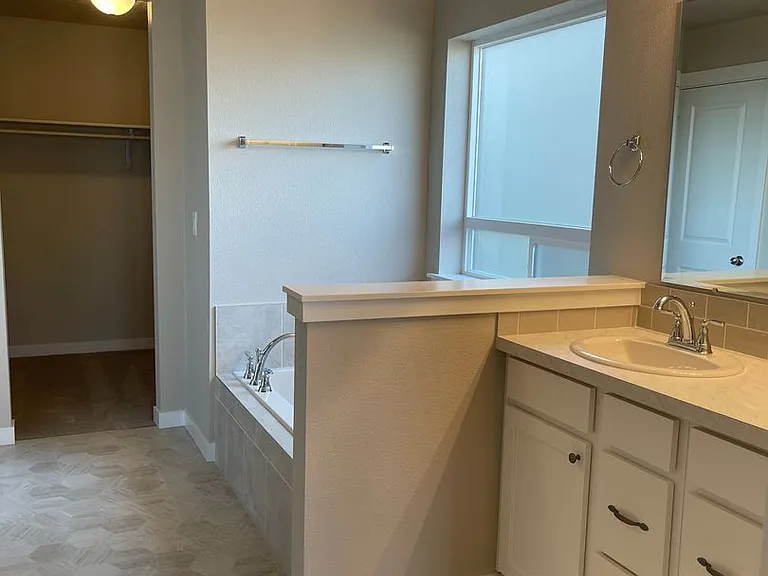 10371 Longtail Dr — Photo 18
