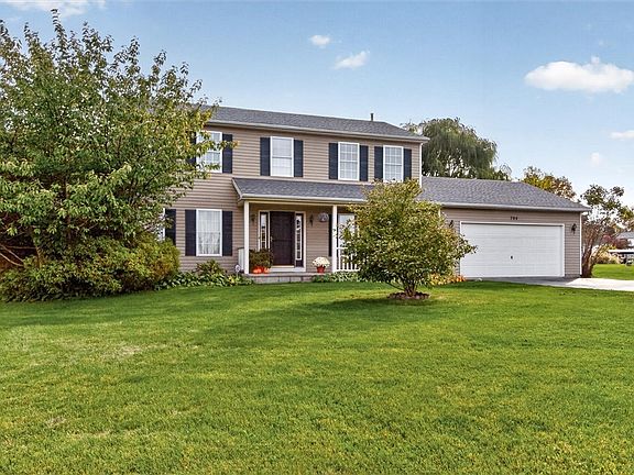 2nd image of 704 Lake View Knls