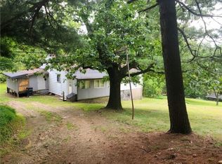 131 Lynch Ln, Leechburg, PA 15656