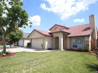 3761 Baron Ave, Clovis, CA 93612