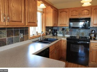 30285 151st St NW, Princeton, MN 55371
