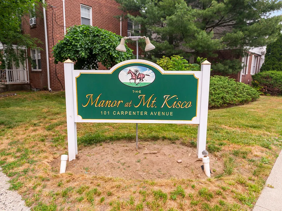 Manor at Mt Kisco