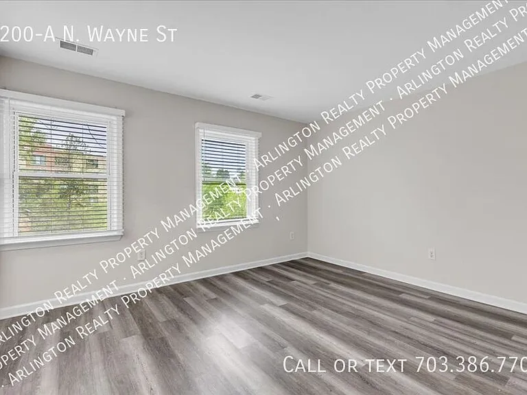 1200A N Wayne St — Photo 9