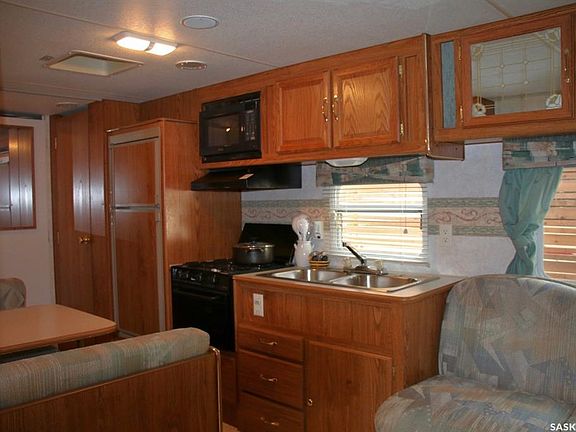 3rd image of UNIT 18 Poplar-Beach RV R Lake Address