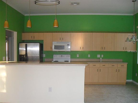 5th image of 522 Anise Ct