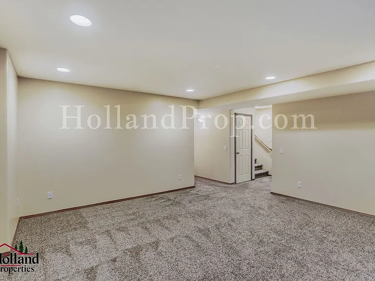 12712 SW Rocky Mountain Ct — Photo 13