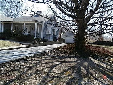 2nd image of 123 Fairfield Dr