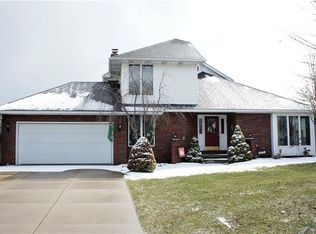 2146 Eastgate Commons Dr, Akron, OH 44312