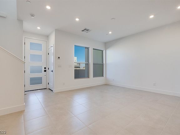4th image of 4288 Eagle Summit Ave