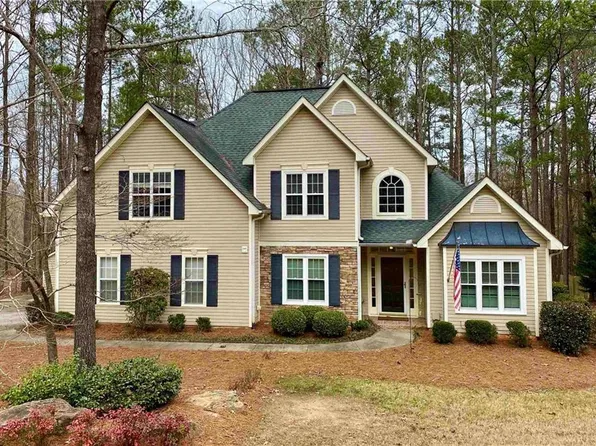 135 Mine Run, Fayetteville, GA 30215