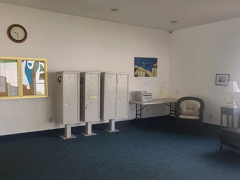 840 Center Ave #29 — Photo 20