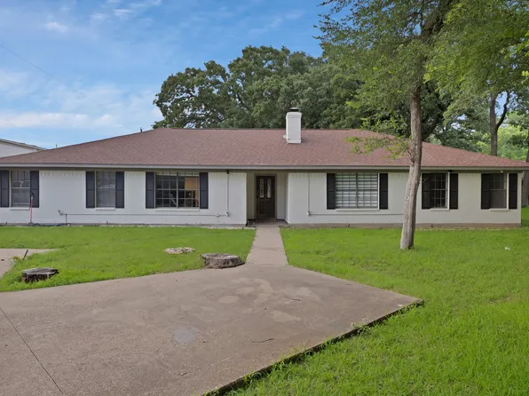 752 Moore Rd, Mansfield, TX 76063