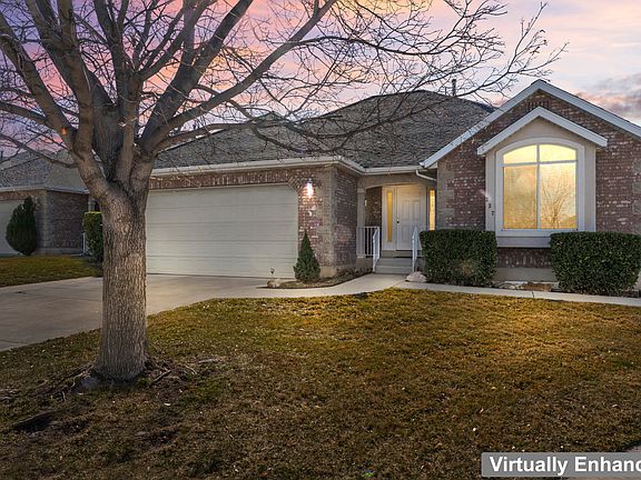 3rd image of 237 S Ridgeview Dr