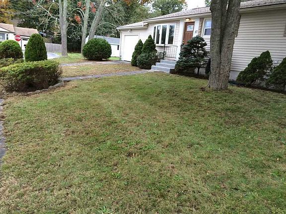 3rd image of 57 Wild Berry Dr