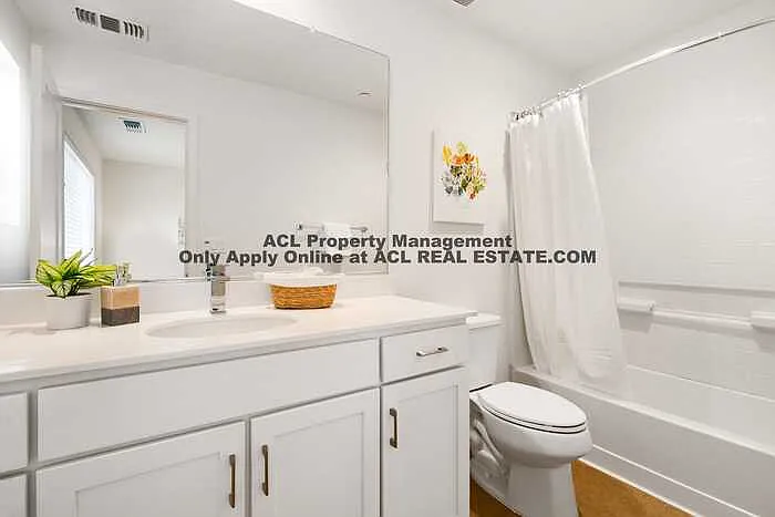 8558 Seawind Way — Photo 16