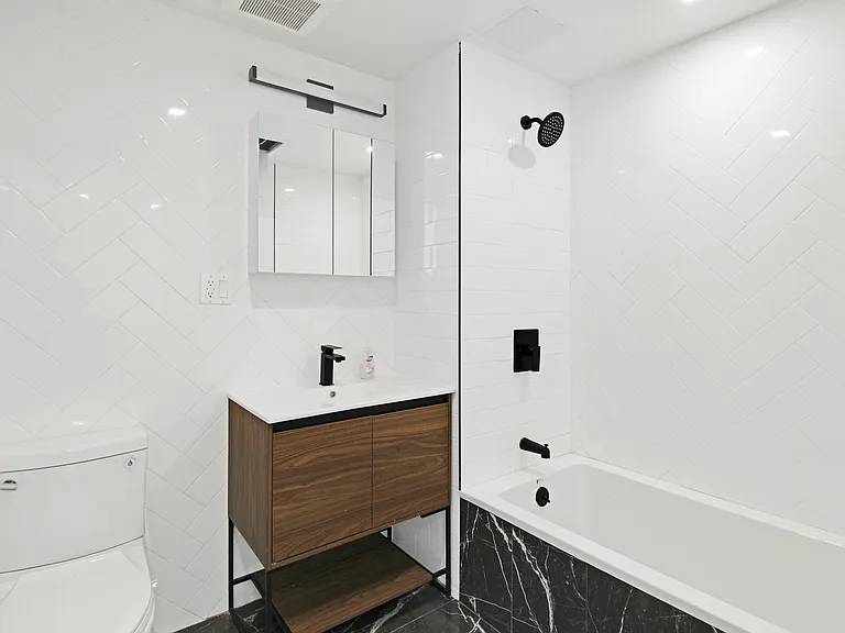 514 Herkimer St #1B — Photo 11