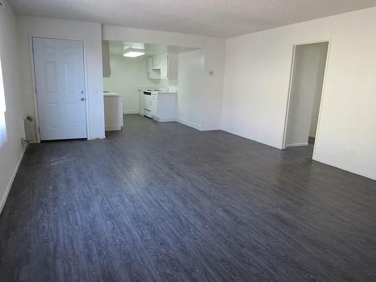 346 S Steckel Dr — Photo 6