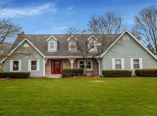 15720 Brook Ln, Brookfield, WI 53005