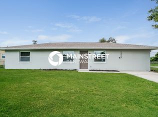 19058 Flamingo Rd, Fort Myers, FL 33967