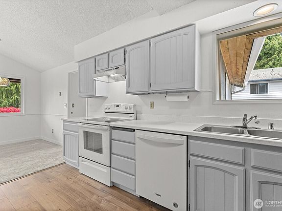 4th image of 10803 Sterling Road