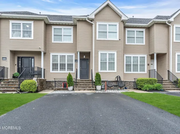 62 Stamford Hill Road, Lakewood, NJ 08701