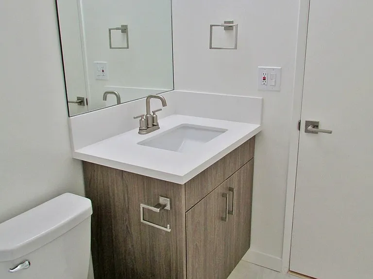 11511 Rochester Ave #11 — Photo 19
