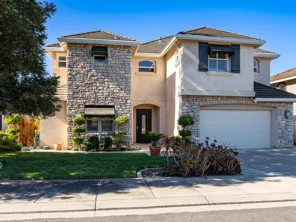 824 Oak Terrace Ct, Ripon, CA 95366