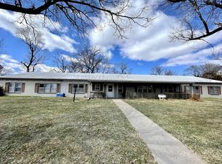 907 N 15th St, Marysville, KS 66508