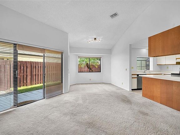 4th image of 9364 Chelsea Drive
