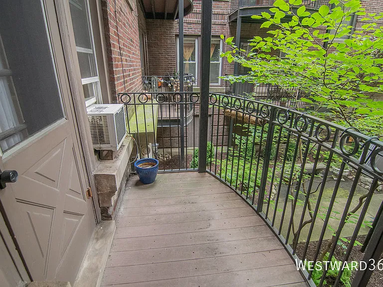 3642 N Pine Grove Ave #1K — Photo 3