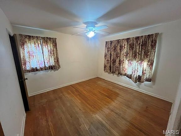5th image of 232 Newton Pl
