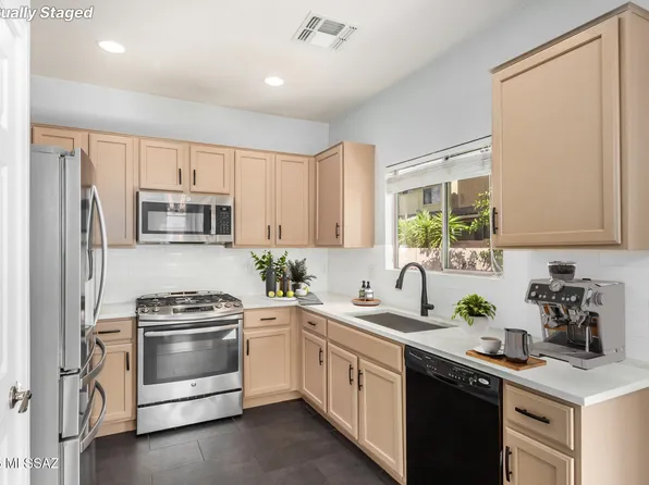 1649 W Blue Horizon St, Tucson, AZ 85704