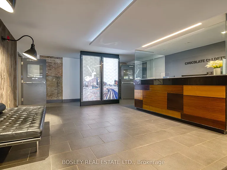 955 Queen St W #311 — Photo 5