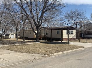 2108 6th Ave W, Williston, ND 58801