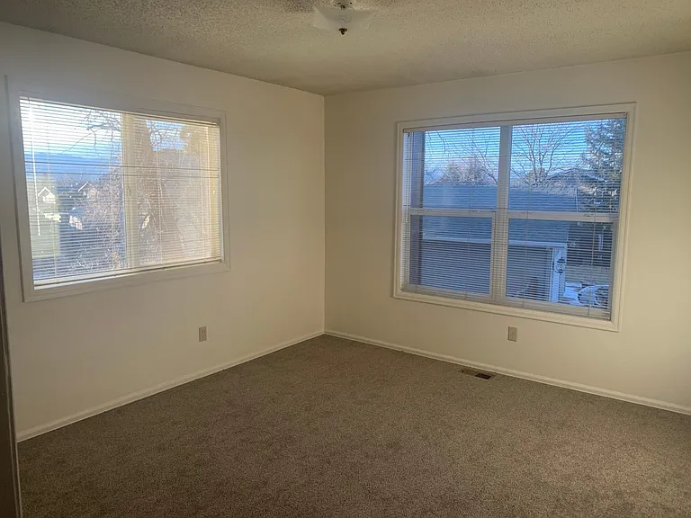 2950 Banderas Ln — Photo 9