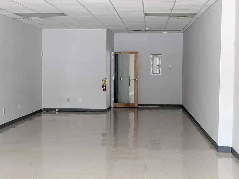 4869 Covington Hwy #1 — Photo 3