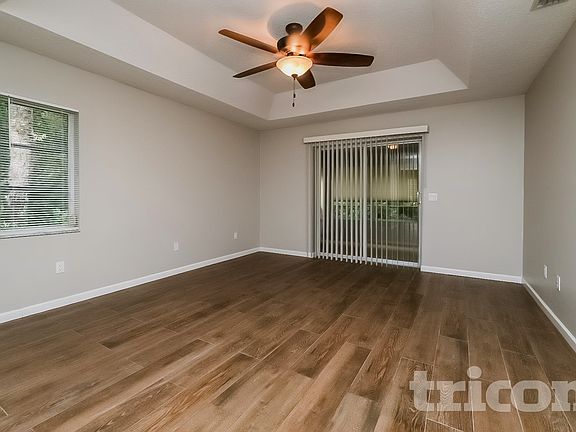 3rd image of 36 Redbay Ct W