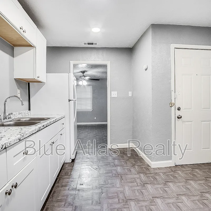 2 bed, 1.0 bath, 840 sqft, $995 — Photo 4