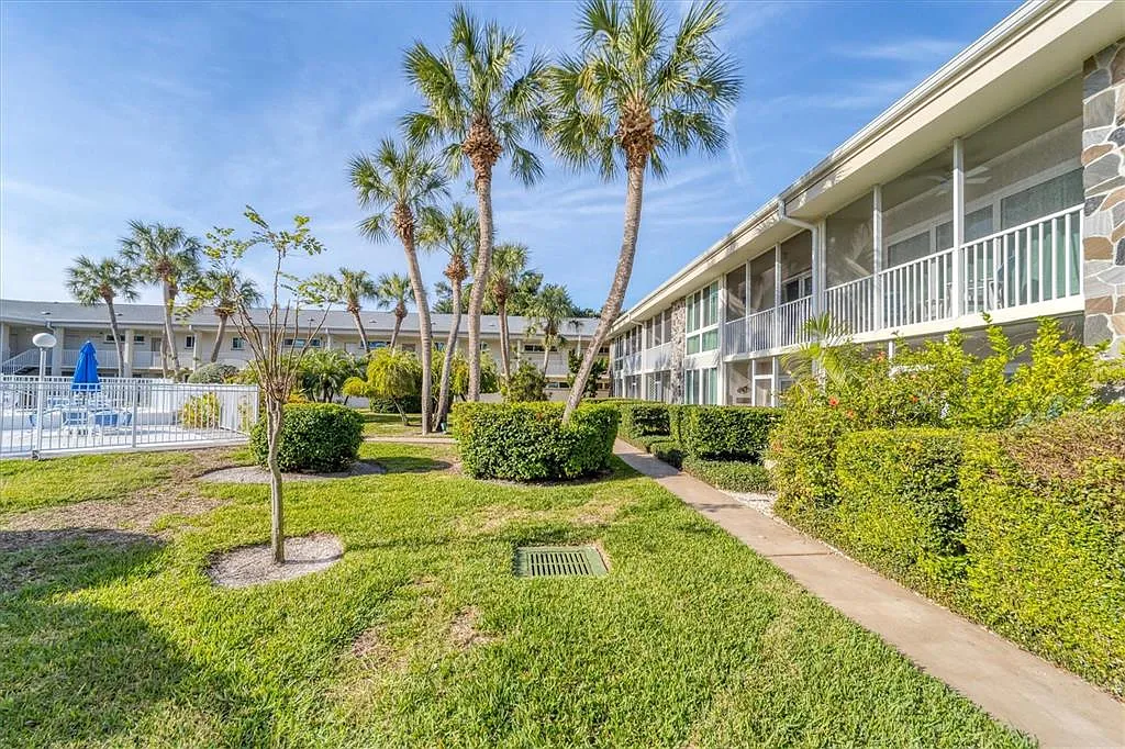 1 bed, 1.0 bath, 770 sqft, $2,800 — Photo 1